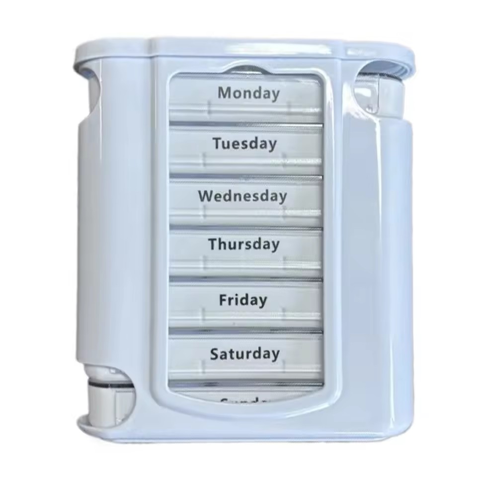 Coque blanche et grille blanche