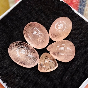 גבוה ביותר טבעי ורוד מורגנייט מגולף cabochon שטוח בחזרה גודל 5 מ "מ גודל התינוק ורוד צבע מורגנייט