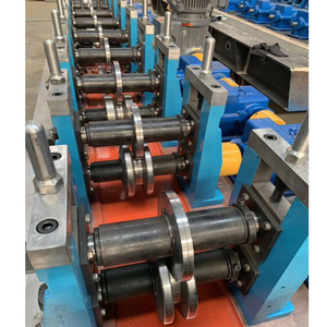 Finestra binario di guida rotolo formerguide ferroviario che forma machineroller guida porta macchina