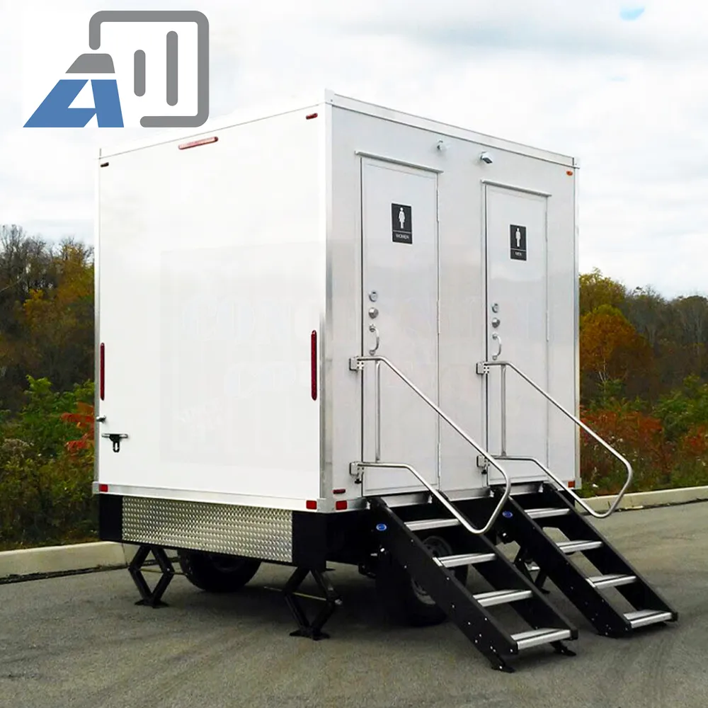 Factory Direct Selling Luxury 3.5 Meters Two Stalls Mobile Restroom Toilets Outdoor Portable Bathroom Trailer