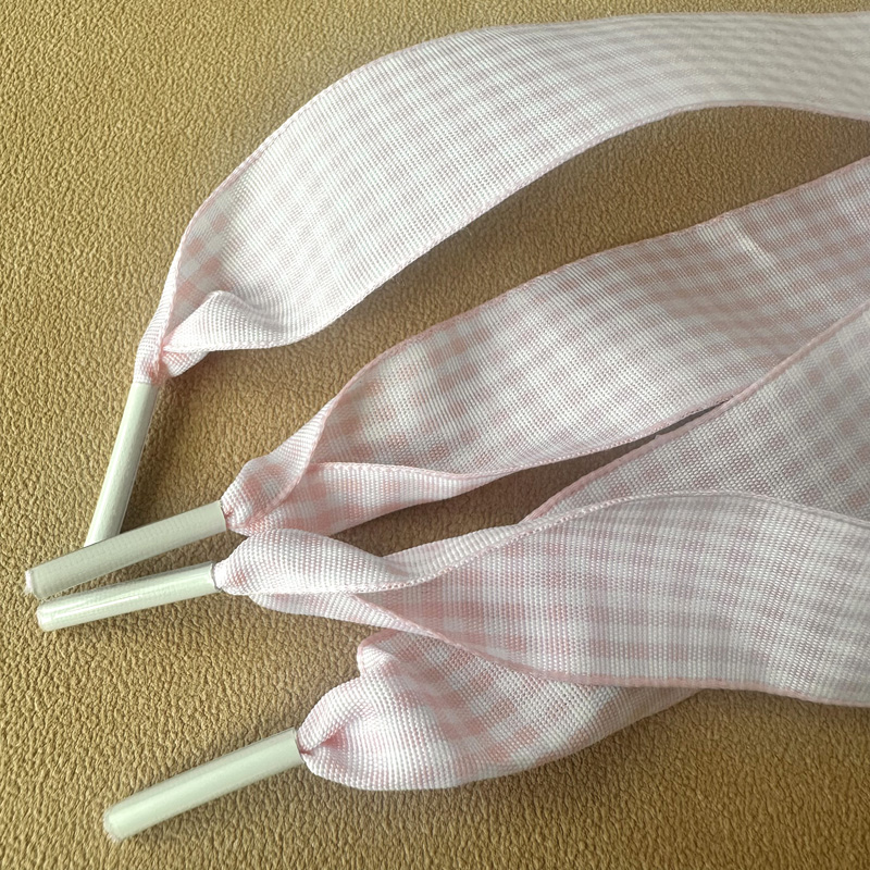 05 Light Pink Plaid