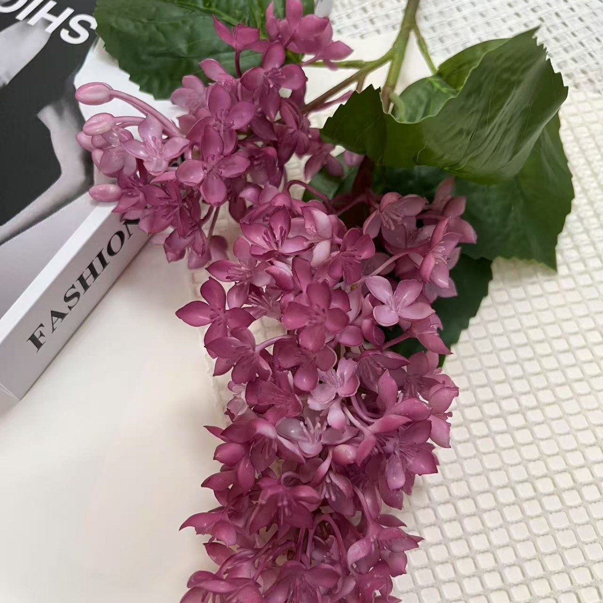 Moisturizing soft-touch purplish-red lilac, Amazon bestseller