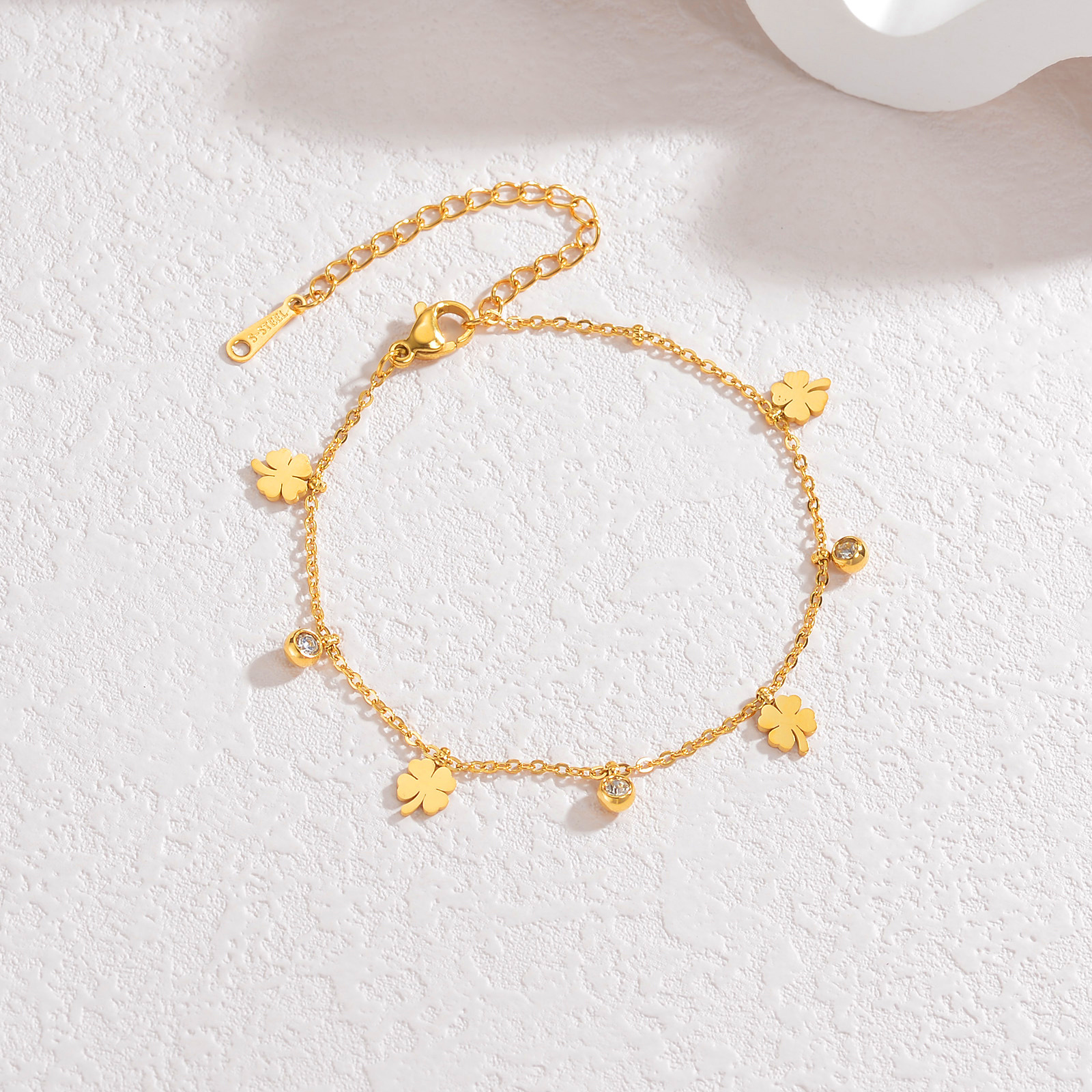Pulsera con trébol - 18k