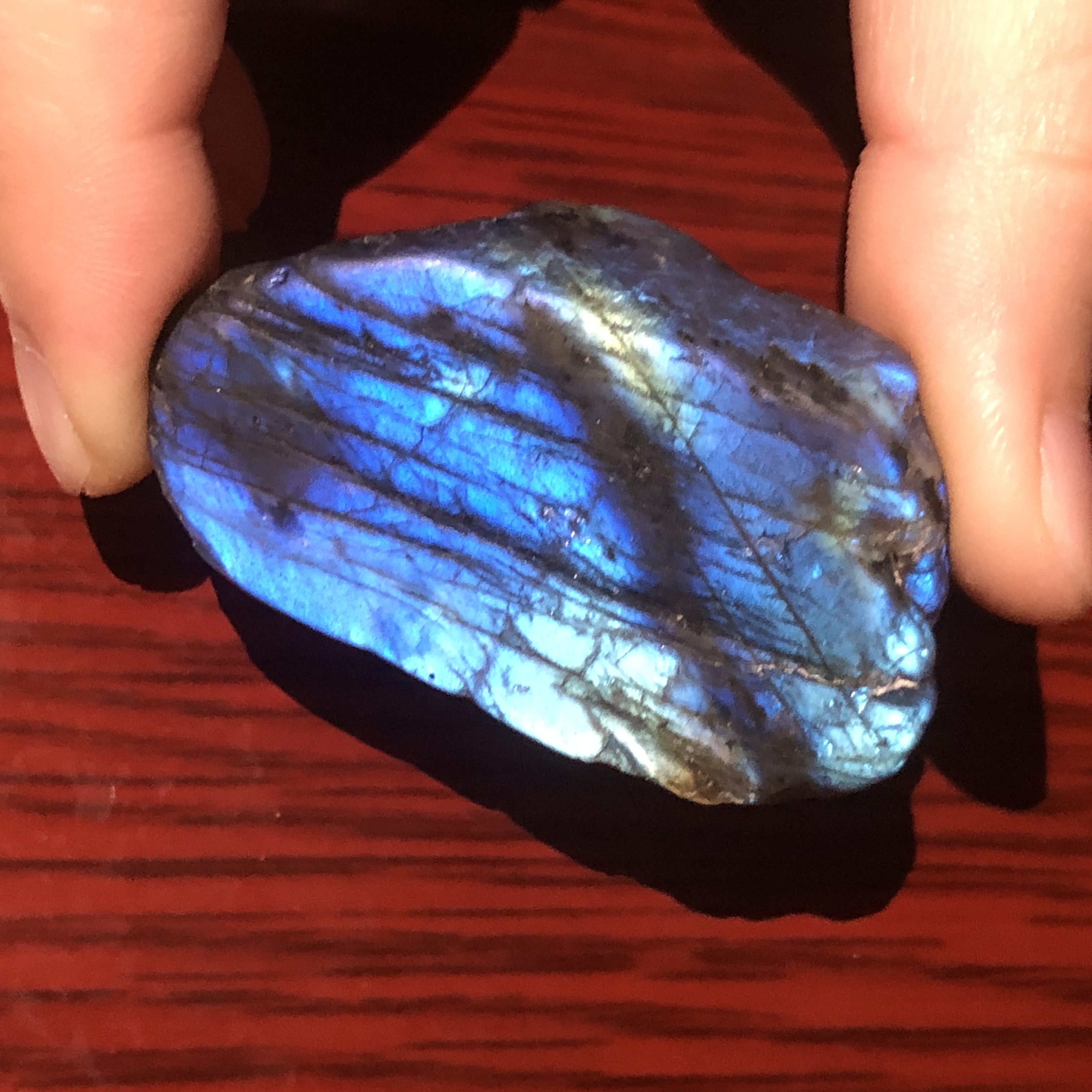 Piedra en bruto de labradorita 2-4cm/unidad
