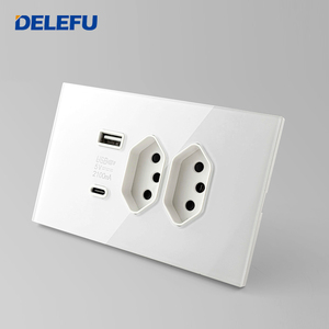DELEFU巴西标准墙壁智能开关，带usb-c钢化玻璃面板，适合家庭使用 - Product Image 3