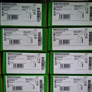 Modicon X80 série controlador programável 32 canais discreta DC entrada módulo BMXDDI3202K Brand New Original de um ano de garantia