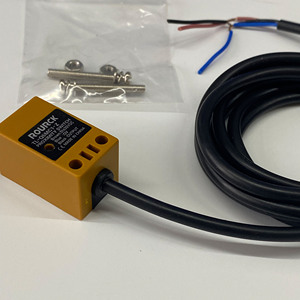 <strong>Inductive</strong> <strong>Proximity</strong> <strong>Sensors</strong> Square <strong>Proximity</strong> Switch TL-Q5MC1-Z TL-Q5MB1-Z - Product Image 3
