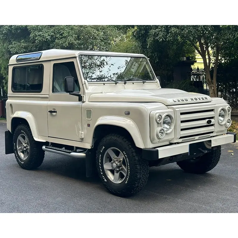 Voiture d'occasion Land Rover Defender 90 110 Ancienne version SUV de luxe à essence Land Rover Defender Car