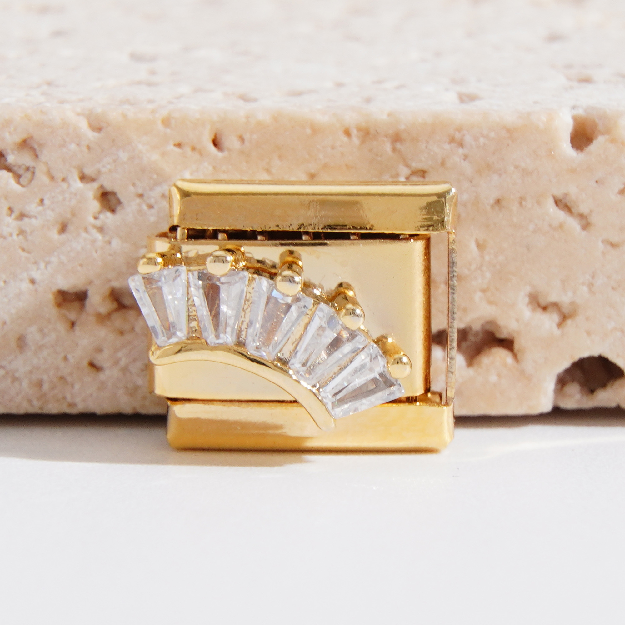 Gold MK-1541