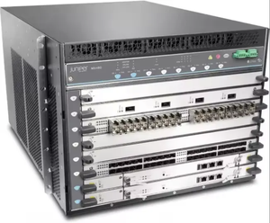 100% Original Juniper Networks MX480 Enrutador de alimentación de CA con PoE Apilable SNMP QoS Funciones Juniper Networks