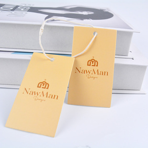 Etiquetas de nombre con logotipo personalizado de alta calidad, etiquetas colgantes artesanales de papel fino con cuerda para ropa, esquema de Color blanco y negro - Product Image 5