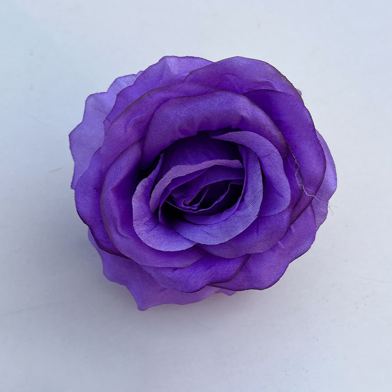 Pourpre profond