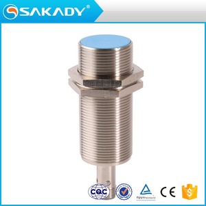 Sensor de interruptor de proximidad Ifm inductivo personalizado de fábrica SAKADY Sensor de proximidad inductivo pequeño sensor de proximidad capacitivo