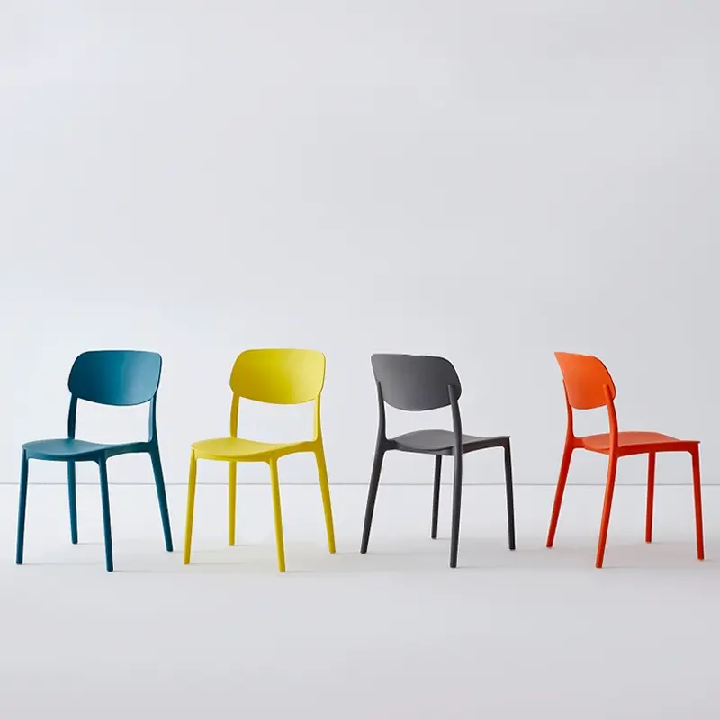 Silla de comedor de plástico Simple de alta calidad, sillas de plástico Pp para restaurante nórdico para eventos