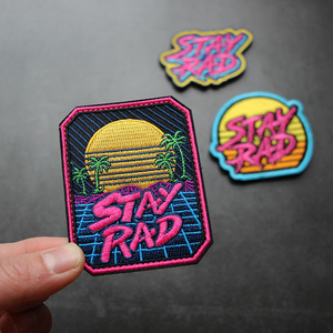 80年代レトロなノスタルジックなVaporwaveスタイル刺繍アームバンドステッカー3Dファブリックサンライズビーチシーンココナッツツリーパッチ - Product Image 5