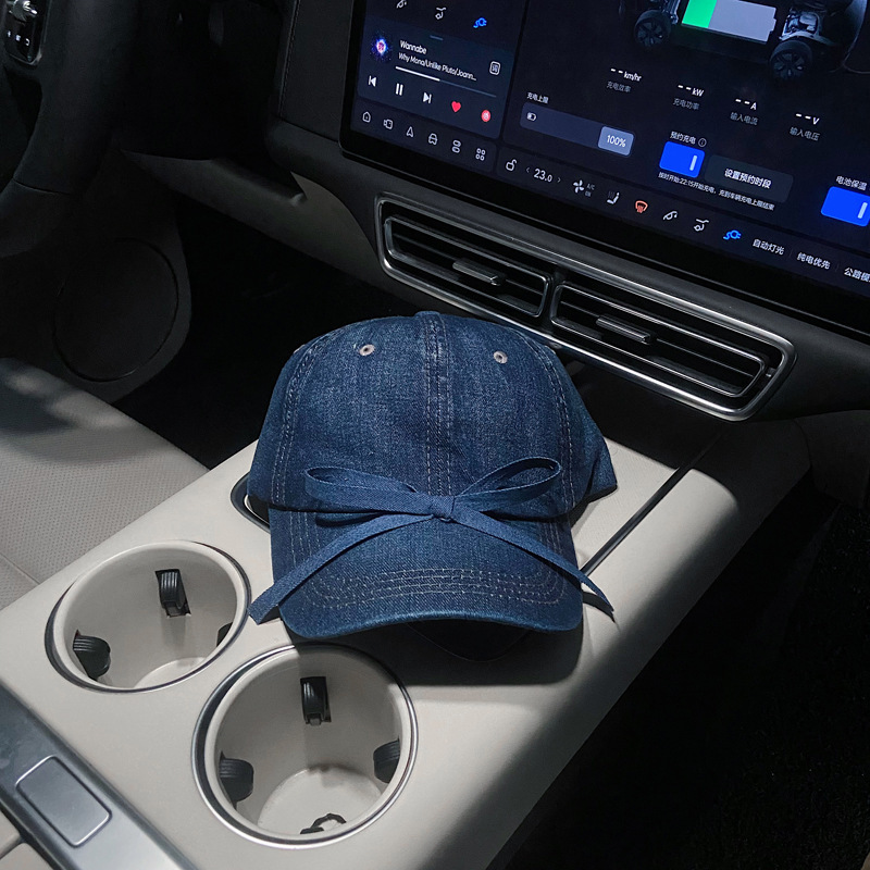 Casquette de baseball en denim avec sangle à nœud - Bleu foncé