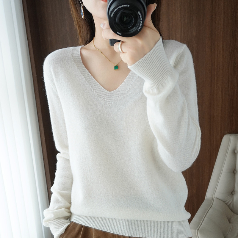 สีขาว