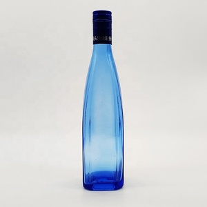定制浅蓝色玻璃瓶方形酒瓶，带ROPP，用于苏打水果汁威士忌 - Product Image 6