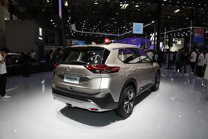 新趋势2024新款日产X-trail汽油电驱动汽车5座双电机4WD suv新能源汽车