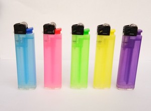 带打火石的大方形塑料车轮打火机方便易用 - Product Image 2