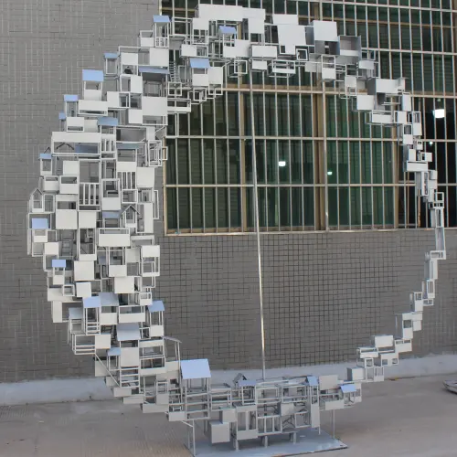 Individuelle Metallkunst Architekturstatue Edelstahl Mondskulptur für Outdoor-Dekoration