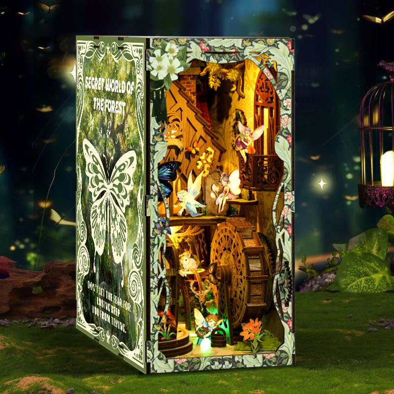 Secret world of the forest BV02-007