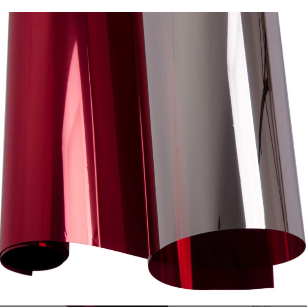 Rouge et argent