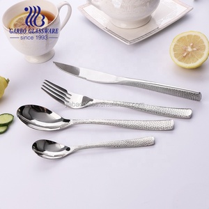 Besteck Set Basic Besteck Werkzeug Abendessen Messer Gabel Löffel Teelöffel mit gehämmertem Muster Design Griff Essen Utensilien Hotel