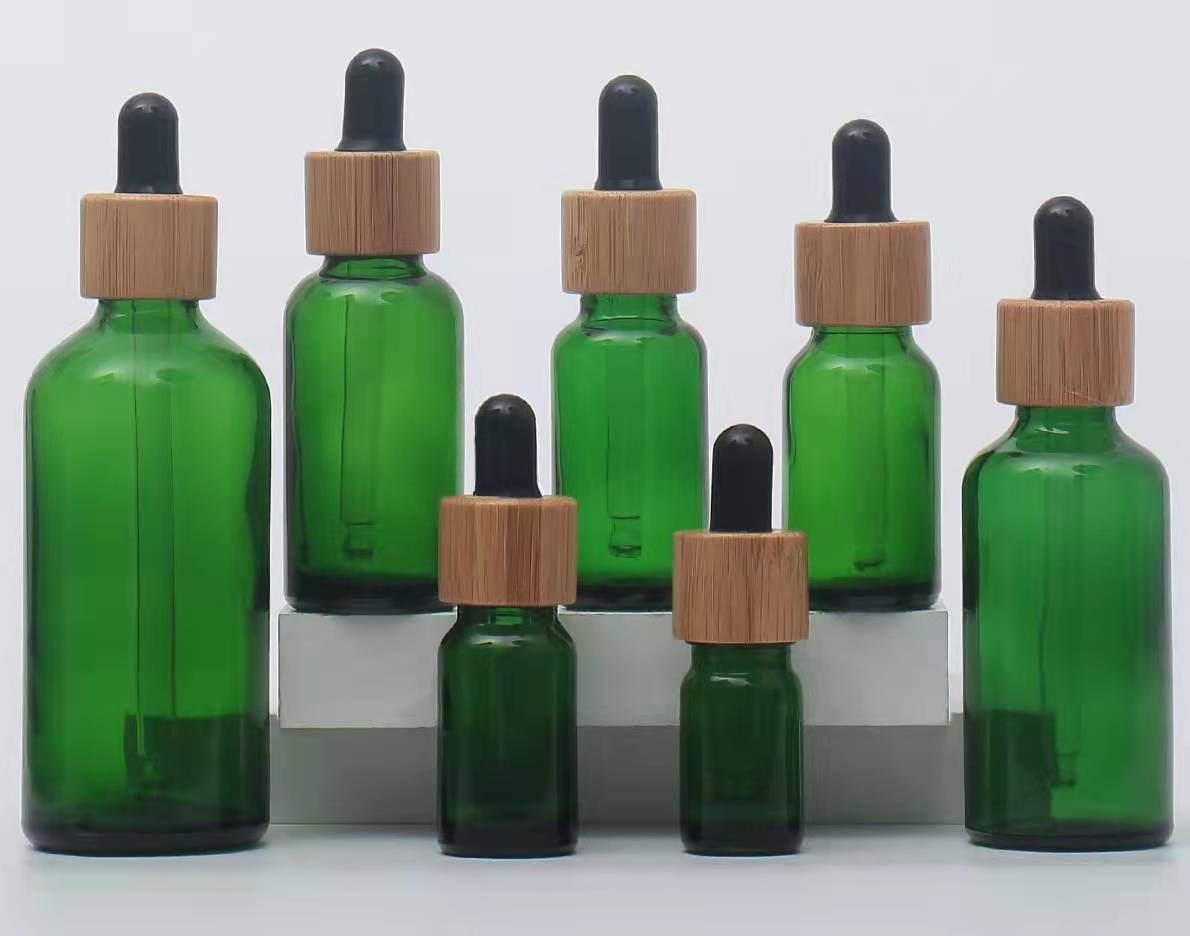 สีเขียว