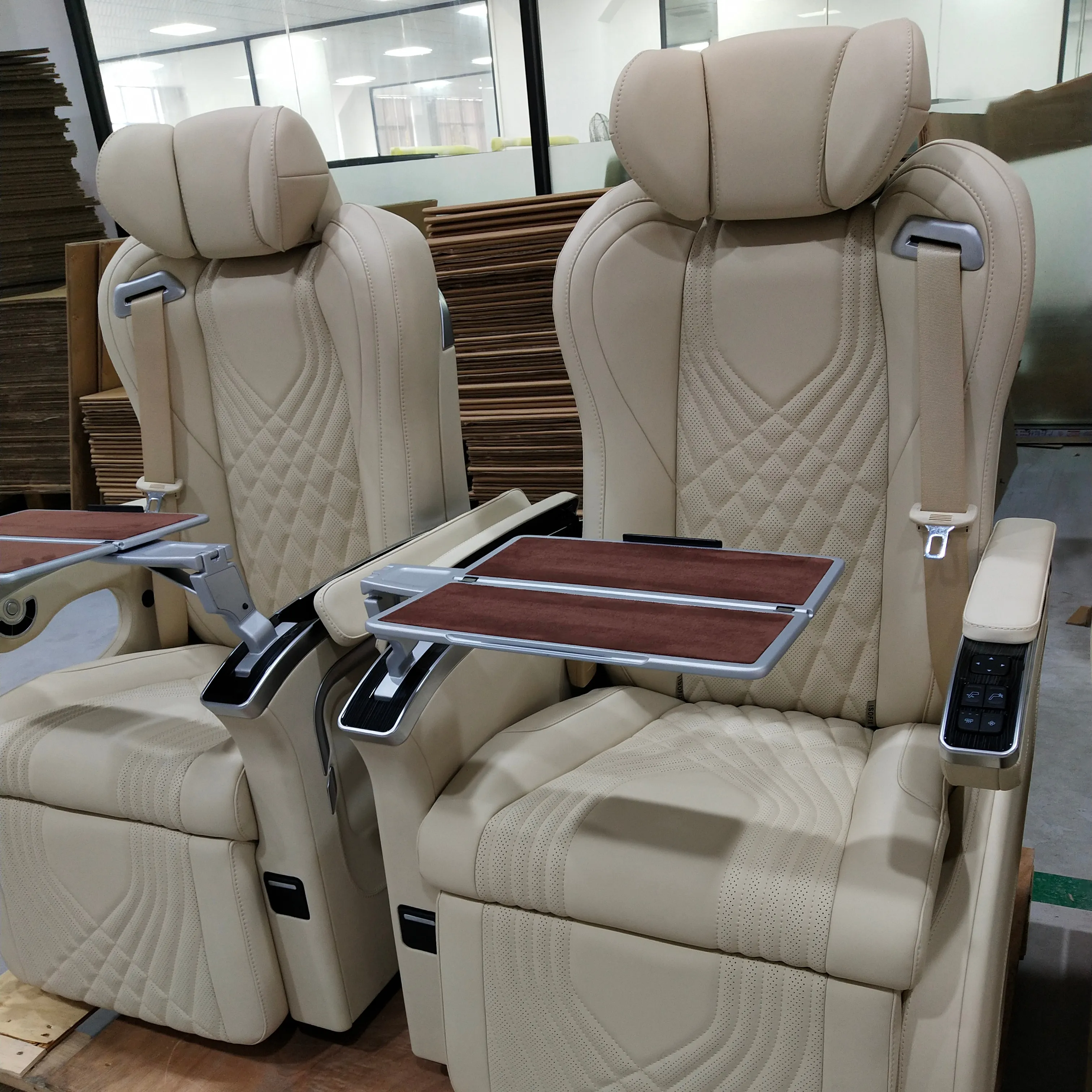 Sedili Vip di lusso personalizzati per furgone con funzione di riscaldamento del massaggio sedile di alimentazione per seggiolino auto passeggeri VIP