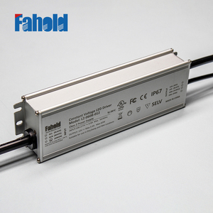 Clase 2 Multicanales 1-5 Salidas Entrada regulable 100-277Vac Led Driver 60W 12V 24V Impermeable para tira Led y señalización - Product Image 4