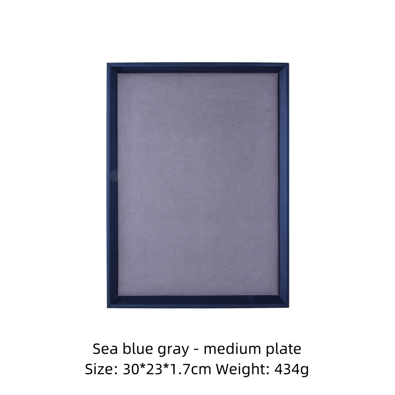 Gris m