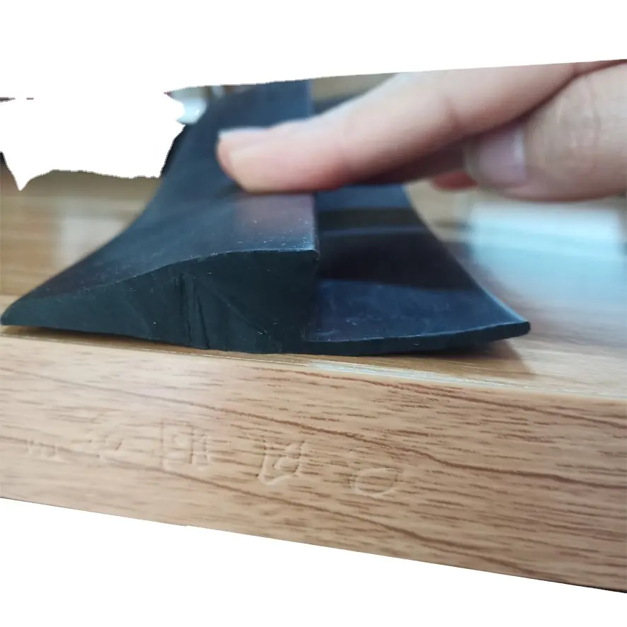 100% neues Material Soft Mat Border Gummi teppich Kanten verkleidung PVC Teppich Übergangs streifen für Österreich