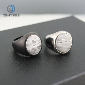 Gentdesเครื่องประดับที่กําหนดเองแผ่นเงินสแตนเลสแหวนผู้ชายจริงแหวนอุกกาบาตเครื่องประดับสําหรับบุรุษMunionalustaอุกกาบาตฝัง - Product Image 4