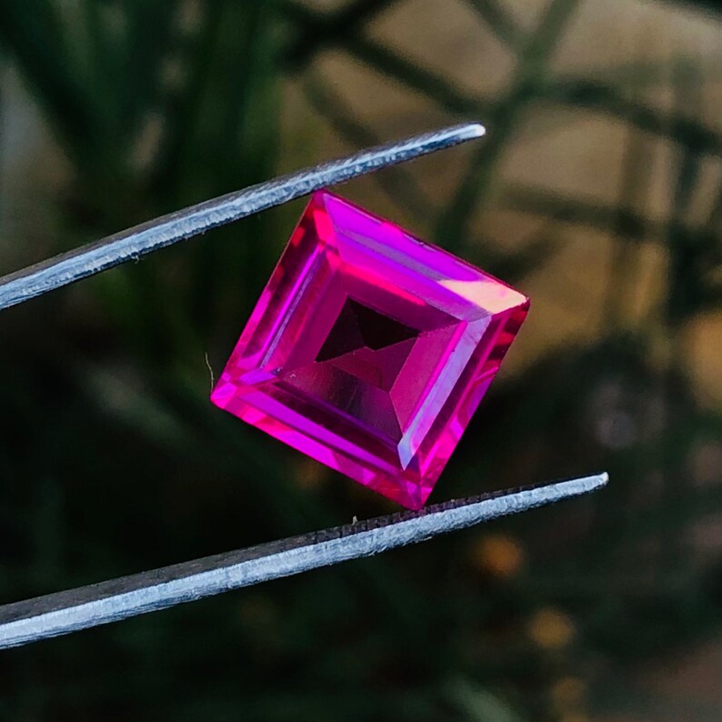 สีชมพู