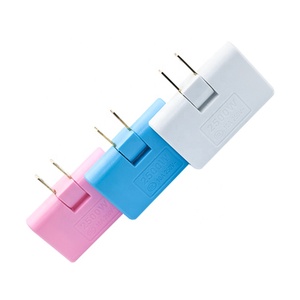 Convertidor de enchufe giratorio, convertidor de enchufe de extensión de 180 grados, adaptador de salida inalámbrica, 1 en tres - Product Image 1