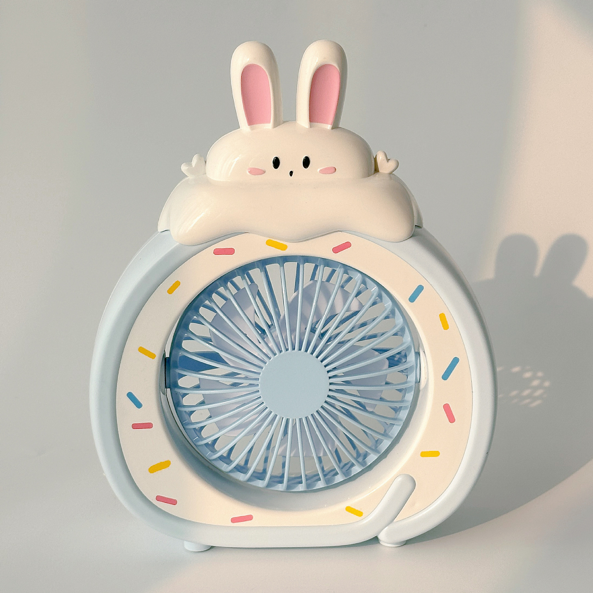 Ventilateur de lapin-bleu