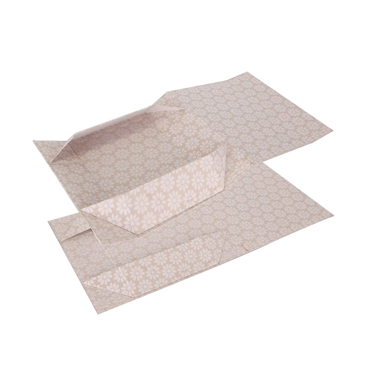Confezione regalo con chiusura magnetica pieghevole per imballaggio di abbigliamento al dettaglio di lusso bianco di colore di stampa personalizzato - Product Image 4
