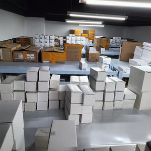 周波数インバータPLC機能モジュールE82ZAFSC010 PLCプログラミングおよび産業用制御直接ストック供給 - Product Image 5