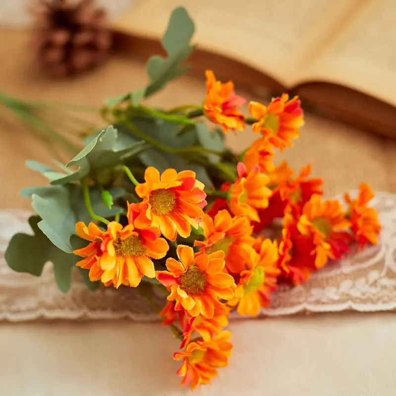 رخيصة الزهور للمنزل الزفاف الزخرفية الساخن بيع الزهور الاصطناعية محاكاة الزهور ديزي