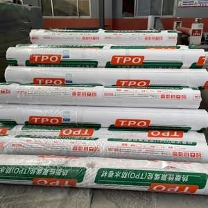 1.5毫米厚HDPE TPO卷防水膜45密耳<span class=keywords><strong>60</strong></span>密耳防水户外屋顶配件