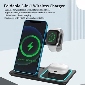 Nueva llegada 3-en-1 15W Base de carga rápida Teléfono móvil y reloj inteligente Interfaz de entrada USB plegable portátil 10W Potencia de salida - Product Image 3