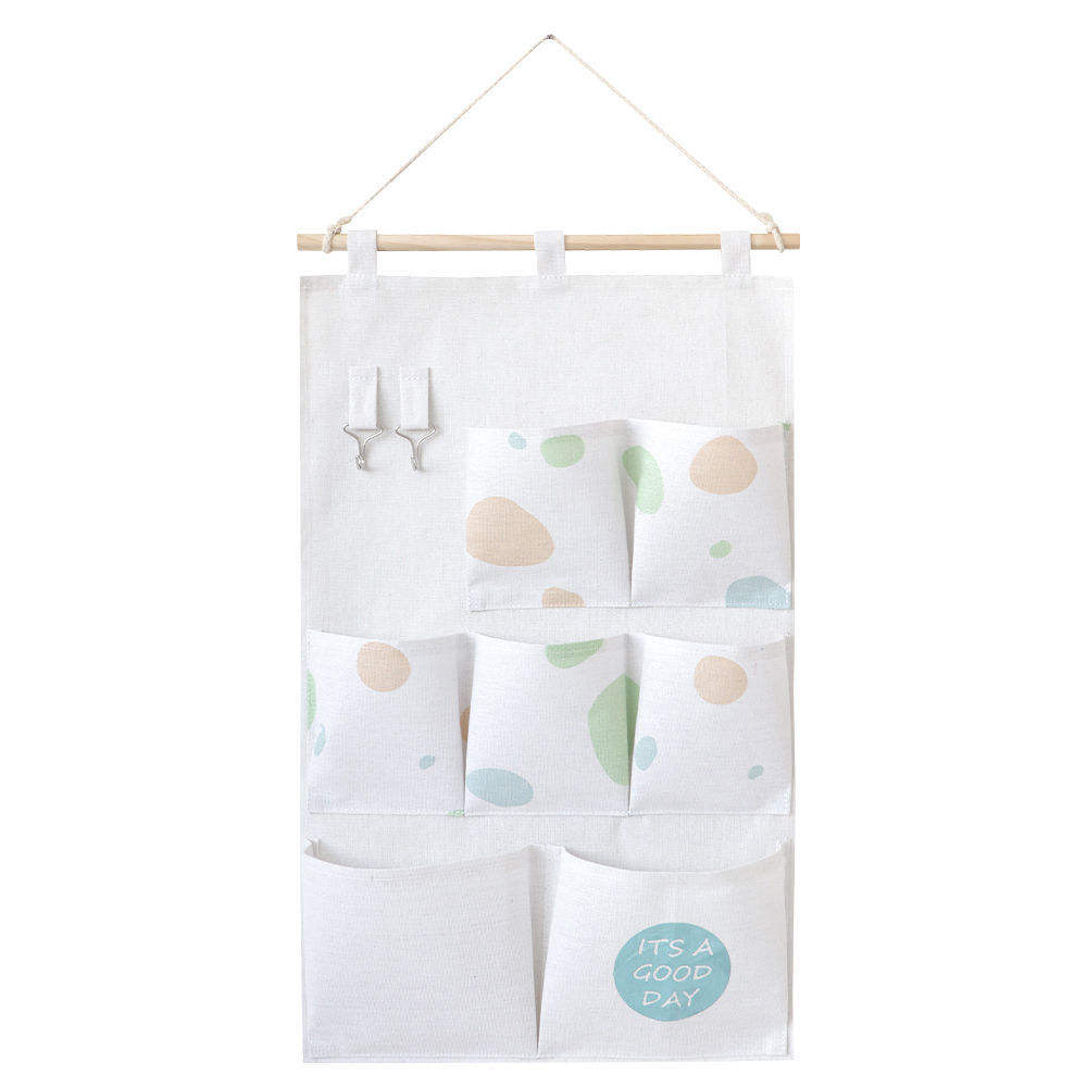 ก้อนกรวดหลากสีเจ็ดก้อน