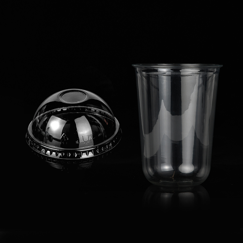 Taza con tapa de cúpula