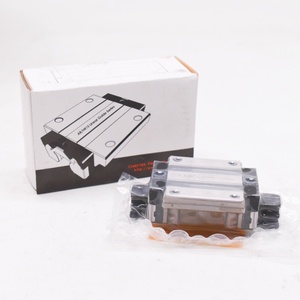 Carro lineal CPC HRC 20 FN HRC 20 Deslizador de riel lineal HRC20FN Tamaño de riel lineal 20mm para sistema de movimiento lineal de automatización - Product Image 2