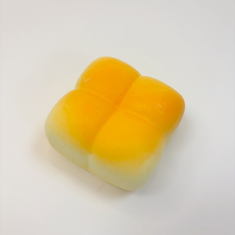 Four-compartment bread 1-sticky hand
