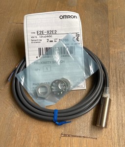 Yeni ve orijinal Plc E2EX2E2 yakınlık anahtarı 2M 1224VDC yeni PKG PLC programlama denetleyici - Product Image 2