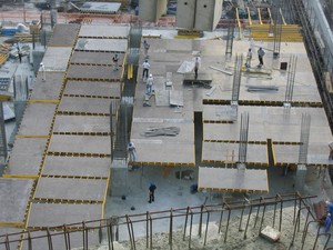 Sistema de encofrado de mesa de losa de hormigón para construcción Encofrado ajustable Fácil montaje - Product Image 6