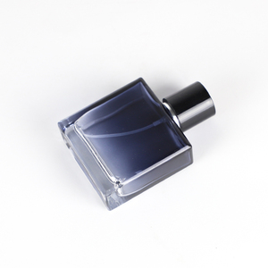 Wholesale <strong>Deluxe</strong> New Design Refillable square 30ml 50ml 100ml Empty Spray Atomizer Perfume <strong>Oil</strong> Bottle Glass with OEM Lids - Product Image 3