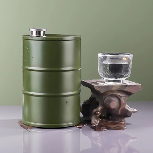 Ngoài Trời Sáng Tạo Công Suất Lớn <span class=keywords><strong>750Ml</strong></span> Dầu Trống Hình Dạng 304 Thép Không Gỉ Xi Lanh Whisky Hip Flask Cho Quà Tặng - Product Image 4